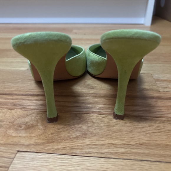 Manolo Blahnik Lime Green Suede Mules - Picture 2 of 3